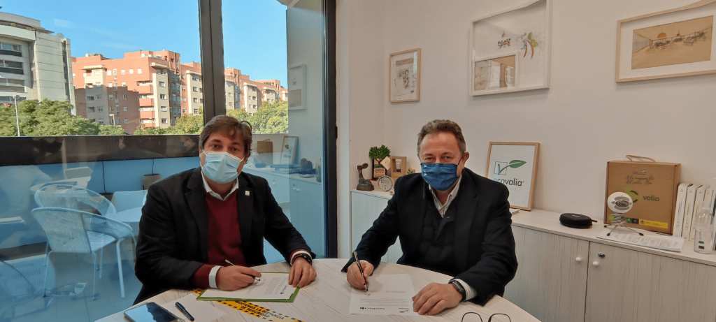Carrefour y Ecovalia renuevan el acuerdo para fomentar el consumo de productos ecológicos