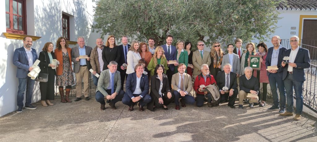 La Junta Directiva de Ecovalia nombra a sus nuevos socios de honor