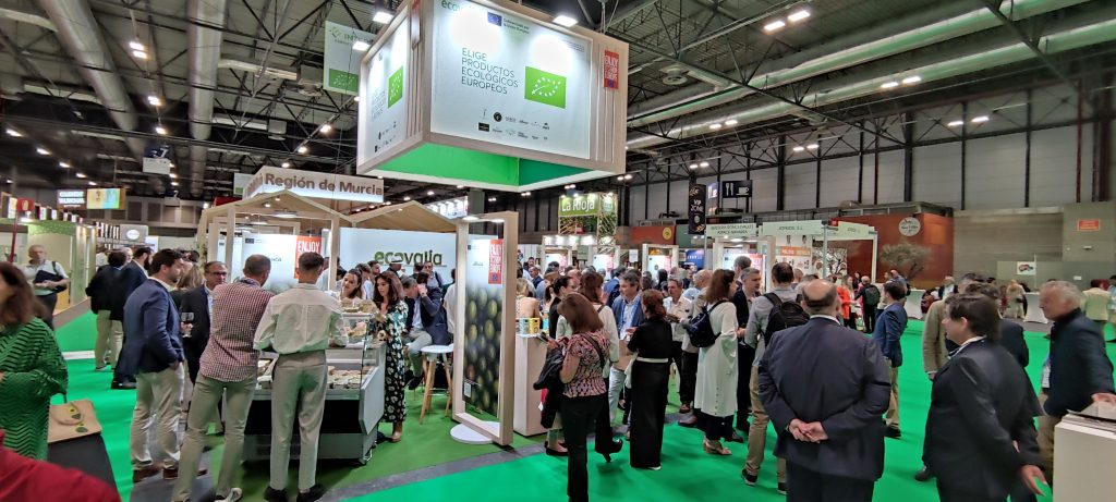 Ecovalia abre la participación agrupada a las empresas para asistir a ferias ecológicas