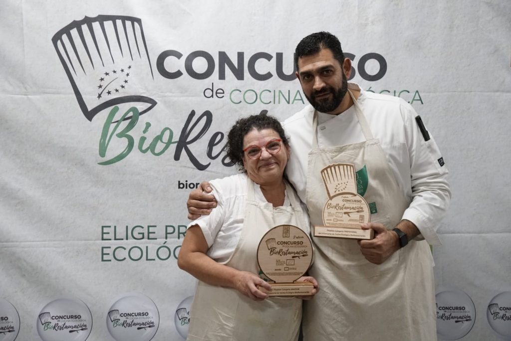 Antonio Alfaro y Jacqueline Rodríguez ganan la semifinal de Málaga de BioRestauración