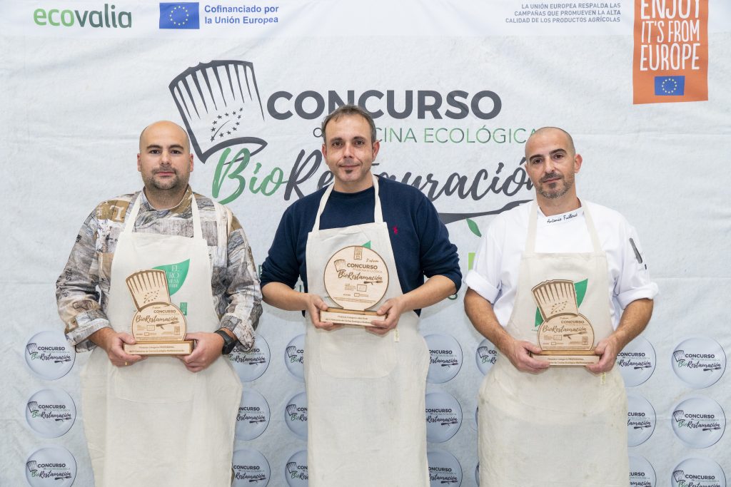 Javier Domínguez y José Miguel Pérez ganan la semifinal de Granada del concurso de cocina ecológica BioRestauración